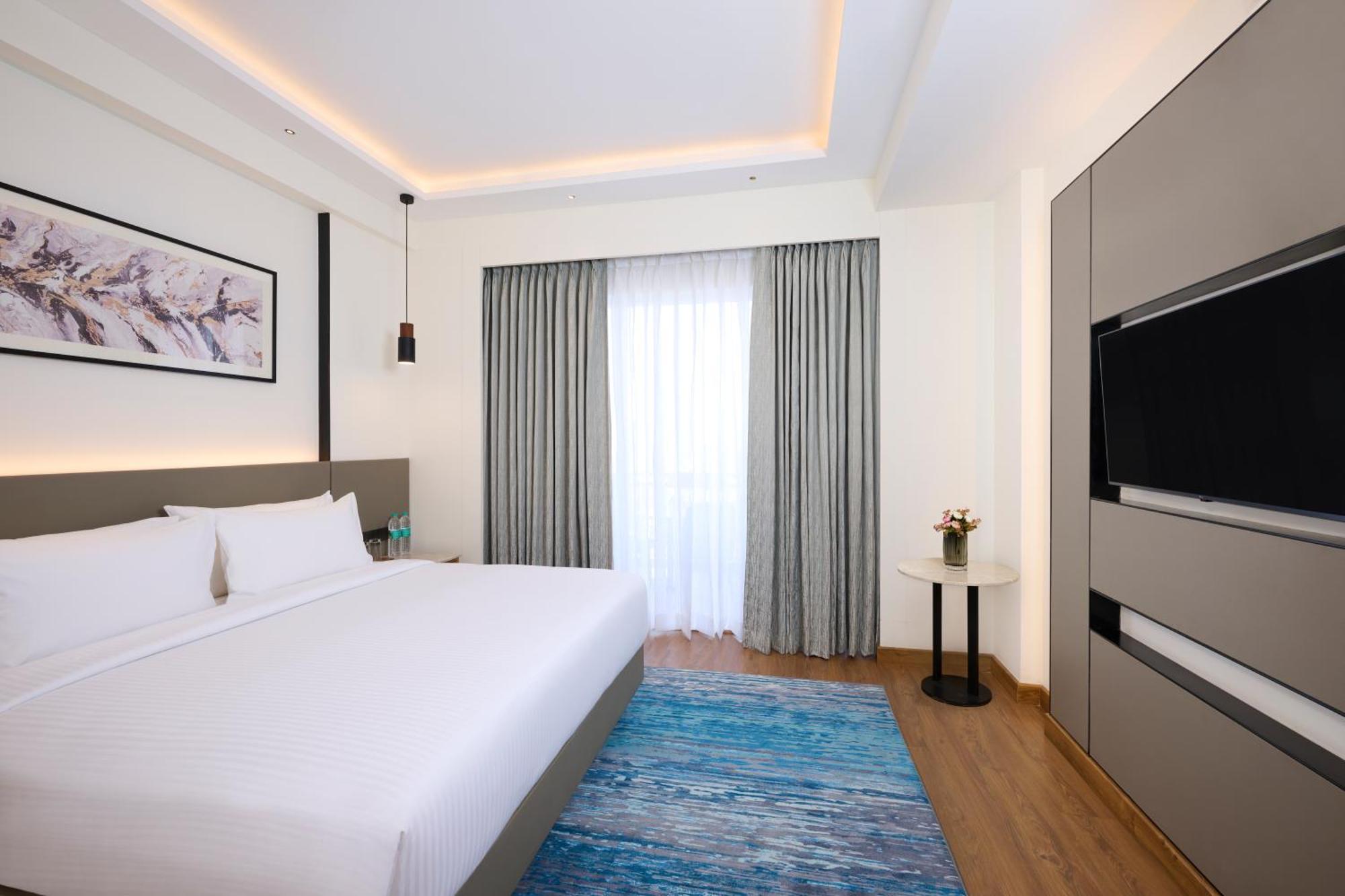 Iris Sarovar Portico Ґурґаон Екстер'єр фото
