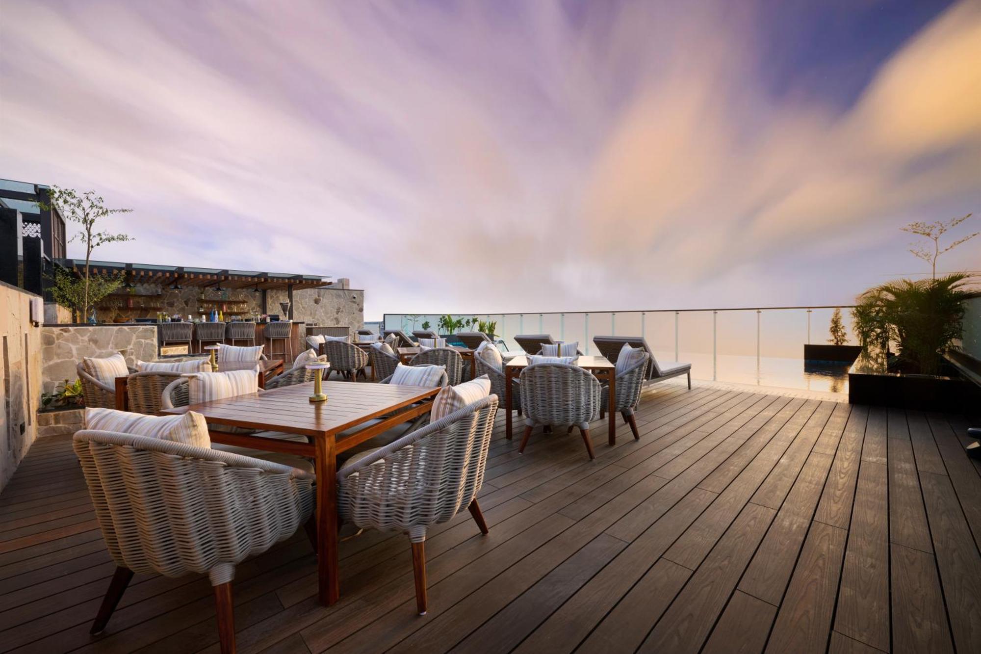 Iris Sarovar Portico Ґурґаон Екстер'єр фото