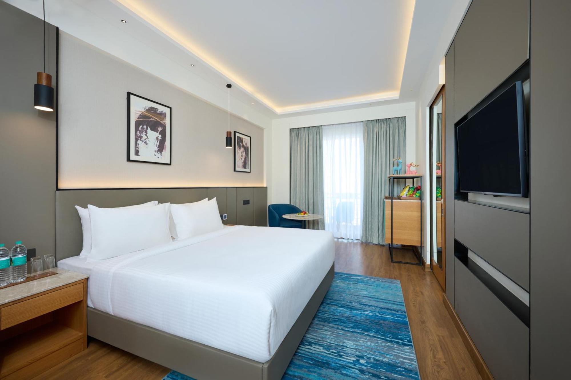 Iris Sarovar Portico Ґурґаон Екстер'єр фото